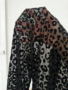 SHEIN EZwear 黑色豹纹网眼吊带连体衣，适合日常通勤、约会、聚会、秋冬夏、圣诞节、新年、感恩节、派对、婚礼、海滩、毕业典礼等场合，时尚、优雅、休闲、外出、约会、预订、通勤、闪亮、情人节、优雅、度假、休闲、Y2K、外出、毕业典礼等。 - 黑色 - 查看 4