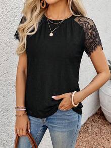 EMERY ROSE Camiseta de moda para mujer de unicolor con inserción de encaje en contraste y manga corta - Blanco - Ver 5