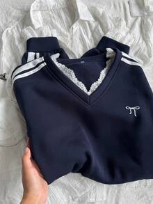 DAZY Sweatshirt Kasual Wanita dengan Hiasan Renda dan Pita, Cocok untuk Sekolah Sehari-hari, Atasan Lucu - Navy Blue - View 3