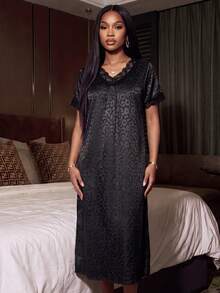 Silforma Black Lace Trim Red Leopard Jacquard Faux Silk Women Nightgown - Black - View 5