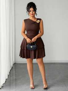 Elenzga Plus Size Elegant Vintage Romantic Fashion Asymmetric Neckline Sleeveless Pleated Waist Floral Decor Fitted Dress For Women, Suitable For Date, Party, Daily Wear, Summer Dress, Sleeveless Dress - Brown - View 5