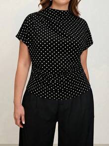 Comfylo Top de Talla Grande con Corte 3D Plisado y Ajuste Ceñido - Blanco y Negro - Ver 5