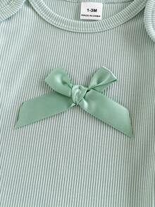 SHEIN Playful Pals 3件組新生兒套裝，信封領綠色波點印花白色與綠色長袖連身衣搭配鬆緊腰長褲，舒適柔軟，適合休閒外出與玩耍，可愛春秋百搭穿搭 - 薄荷綠 - 查看 5