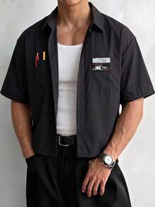 ESTAVOR Camisa de manga corta con diseño de bolsillo y estampado de letras para hombre - Negro - Ver 10