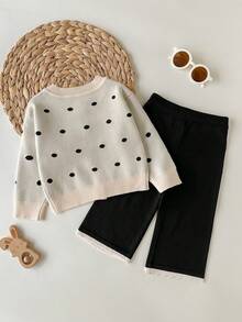 Set Sweater Rajut Nyaman Bergaya Vintage Terbaru untuk Bayi Perempuan Musim Gugur/Dingin, Motif Bunga, Cardigan Sweater dengan Celana Pinggang Elastis - MultiWarna - View 2