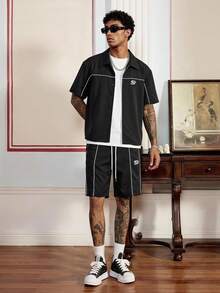 SWAVVY Conjunto de camisa de manga corta con rayas bordadas y abotonadura sencilla y pantalones cortos con cintura de cordón para hombre - Negro - Ver 1