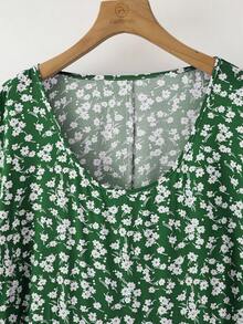 Rusticease Plus Size Green Pleated Round Neck Short Sleeve Dress Spring Summer 2026 - Green - View 3