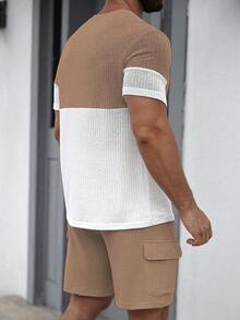 Manfinity CasualCool Men's Colorblock Crew Neck Short Sleeve T-Shirt And Drawstring Waist Shorts Casual Set - Multicolor - View 2