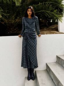Nöista Green Plaid Blouse And Wrap Skirt Set. Fall, Office Wear, Dinner Plans And Elegant Style. - Green - View 3