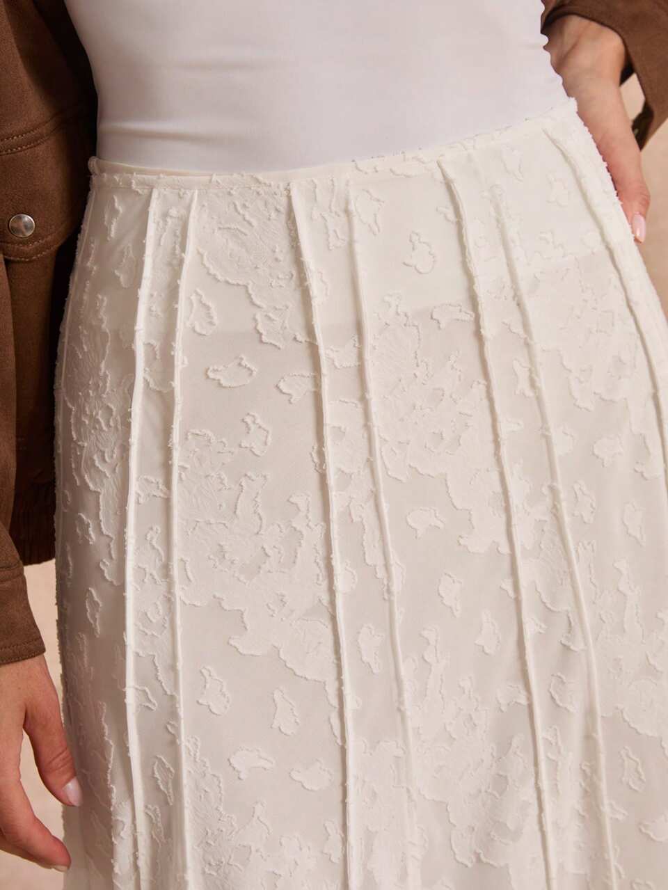 Enchnt Premium Autumn Romantic French Women's Elegant White Embroidered Exquisite Slimming Skirt, Festival Outfits, Casual, Brunch Tea Party