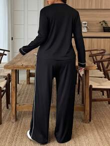 Weeklong Set Pakaian Santai Rumahan Wanita Ukuran Besar Musim Gugur/Dingin dengan Trim Kontras - Hitam - View 2