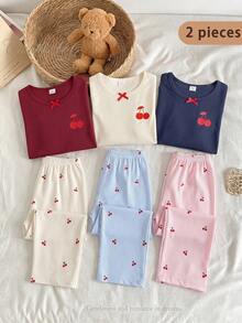 SHEIN Genkimix Kids 女童櫻桃圖案蝴蝶結裝飾長袖上衣與長褲休閒居家睡衣套裝 - 淺藍色 - 查看 1