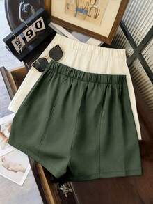 GlowEve CURVE Women's Plus Size Side Zipper Short Suit Fabric Casual Vacation Shorts - Army Green - View 2