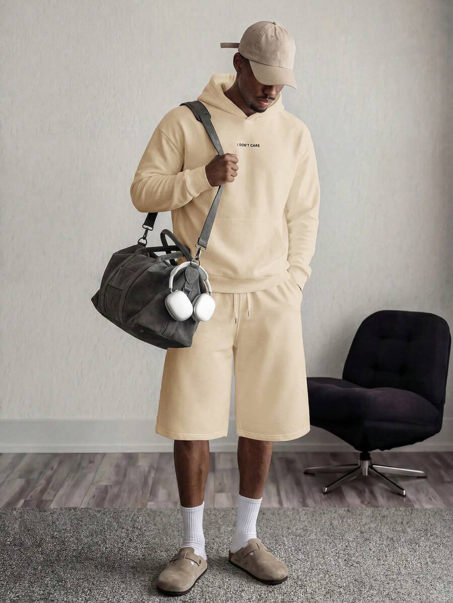 Manfinity VCAY Hoodie Pria Kasual dengan Cetakan Slogan - Khaki - View 1