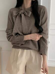 Dazy Tall Sweater Pullover Kasual Wanita dengan Pita dan Tali untuk Musim Gugur - Coklat - View 2