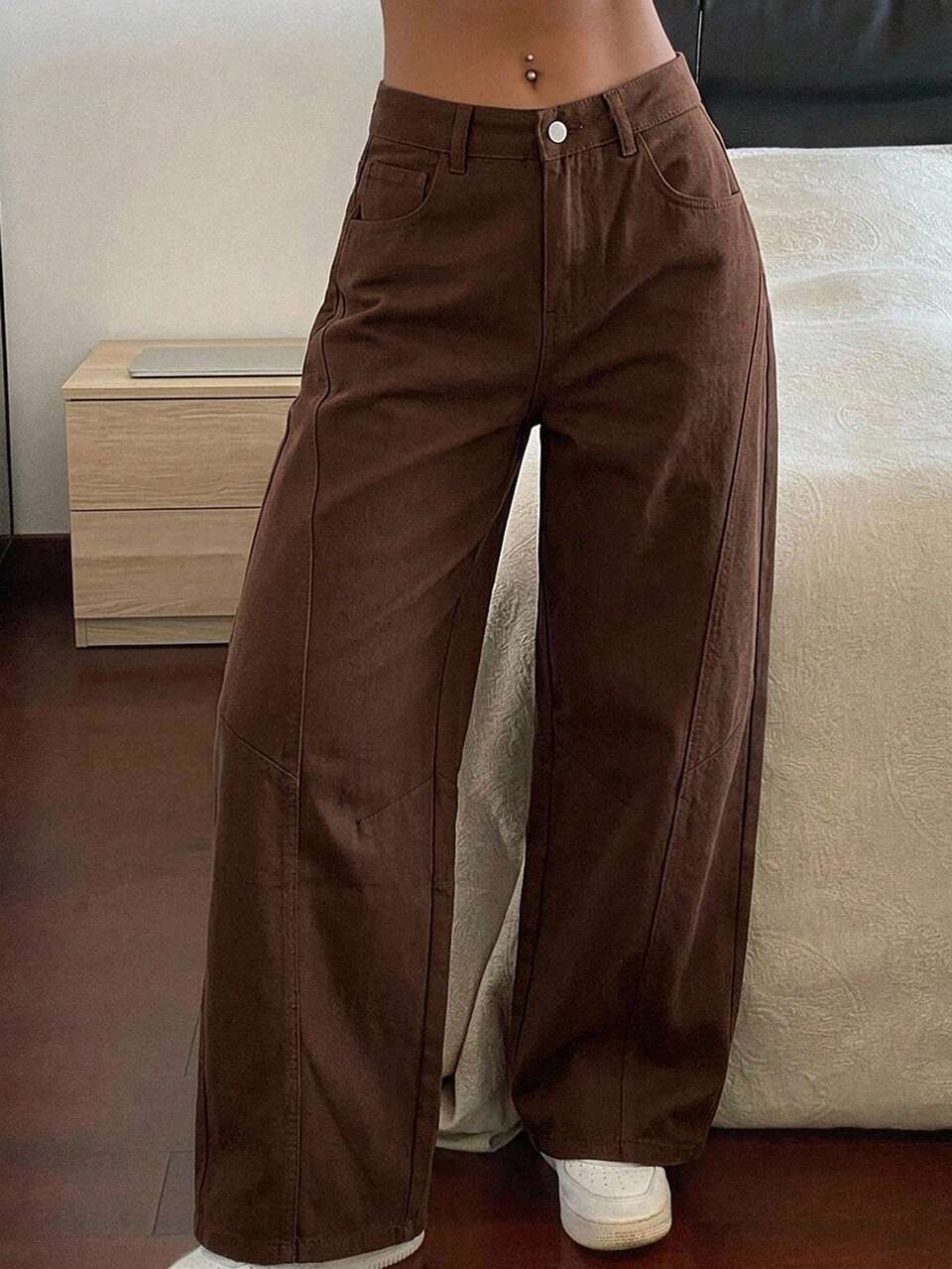 Women's Regular Mid-Waist Split Design Curved Leg Street Casual Denim Jeans