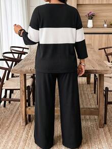 Weeklong Plus Size Women's Autumn/Winter Colorblock Ribbed Knit Casual Set - Black and White - View 2