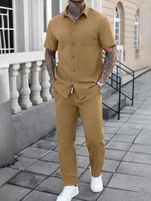 Manfinity Homme Solid Color Textured Striped Casual Vacation Short Sleeve Shirt And Pants 2 Pieces Set - Khaki - View 1