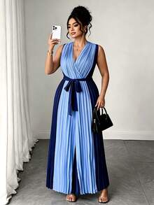 SHEIN Elenzya Women's Plus Size Colorblock Blue Pleated Jumpsuit, Suitable For City Commute Style - Blue - View 4