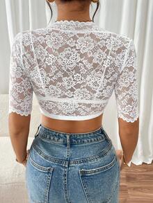 SHEIN Frenchy 女士 V 领蕾丝边短袖休闲短款上衣 - 白色 - 查看 2