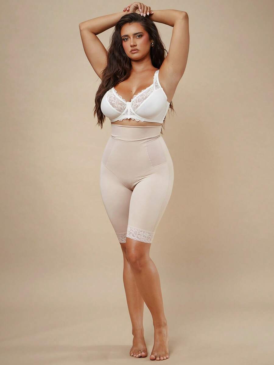 SHEIN BAE CURVE 大码女式高腰中大腿撞色蕾丝塑身短裤 - 杏色 - 查看 1
