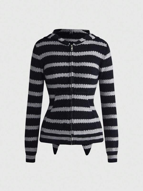 ROMWE Y2K Cute Rabbit Ear Striped Slim Fit Women's Knit Top