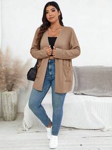 SHEIN Essnce Cardigan de manga larga de talla grande, color liso, con bolsillos, casual y versátil para uso diario - Caqui - Ver 5