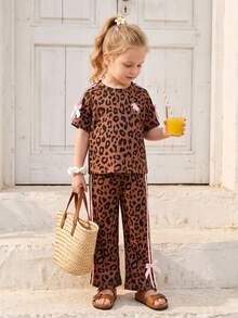 Genkimix Kids 2pcs Young Girl Leopard Print Bow Ribbon Decor Casual Fashion Short Sleeve T-Shirt + Bow Ribbon Decor Casual Fashion Straight Leg Pants - Brown - View 5