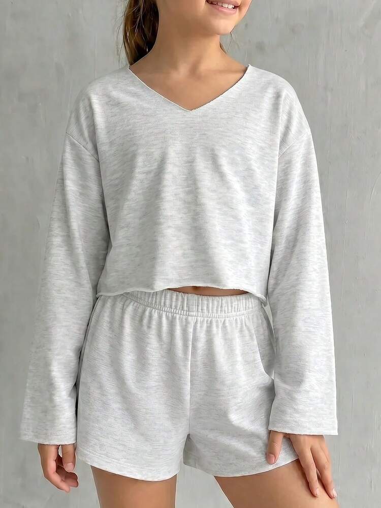 SHEIN Tween Girls 2pcs/Set V-Neck Drop Shoulder Long Sleeve Top And Shorts Casual Outfit, Autumn - Grey - View 4
