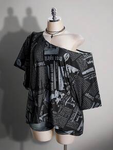 SHEIN ICON 女款大尺碼復古70年代Grunge千禧風Y2K休閒街頭露肩拼接報紙圖案黑白寬鬆T恤夏季 - 彩色 - 查看 1