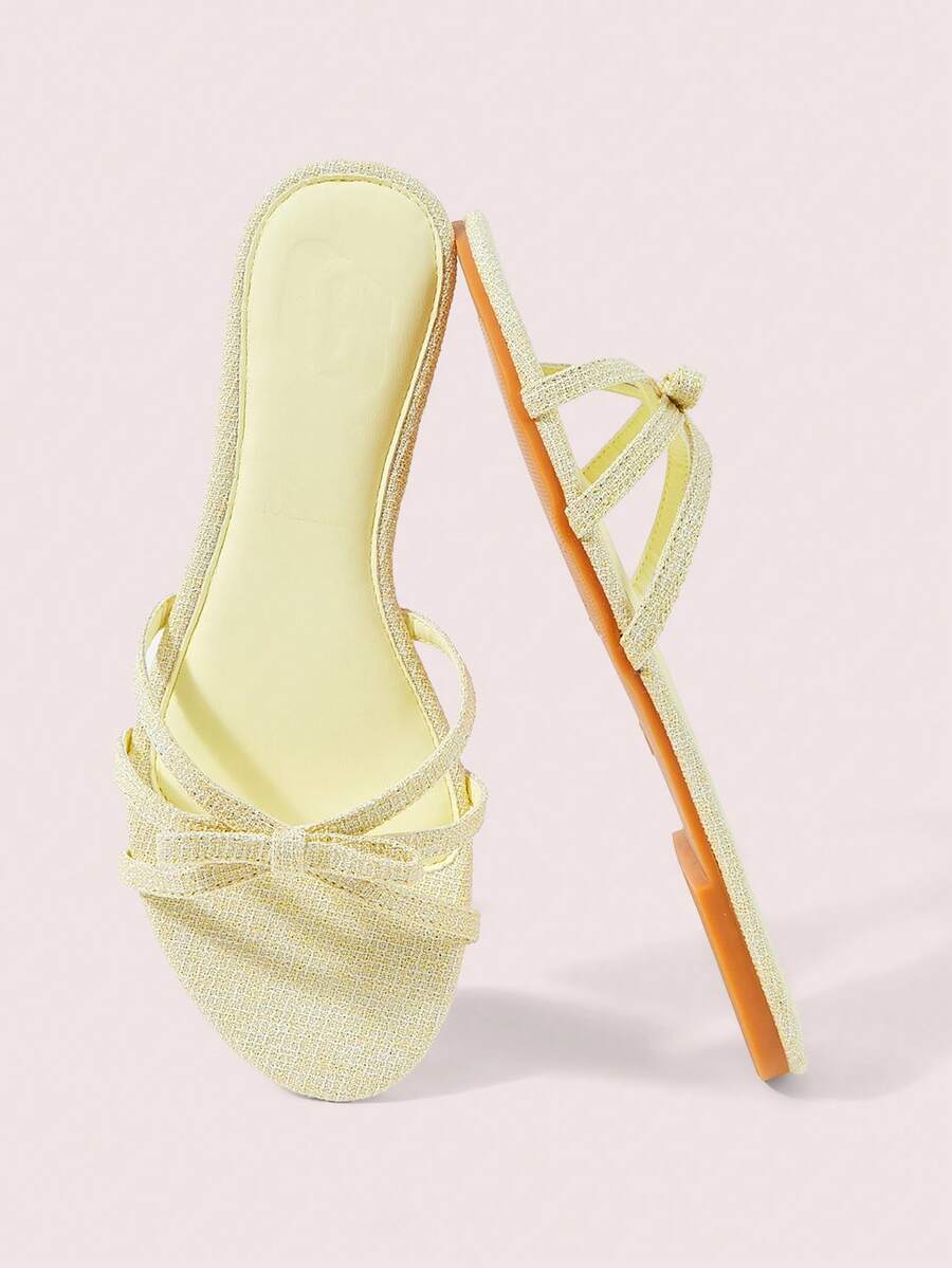 CUCCOO DOLLMOD Sandalias planas cómodas de color amarillo claro para mujer, zapatos de primavera con decoración de lazo de estilo dulce - Amarillo claro - Ver 1