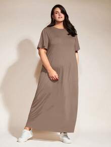 SHEIN BASICS 大尺碼女款純色圓領短袖休閒洋裝 - 咖啡棕 - 查看 6
