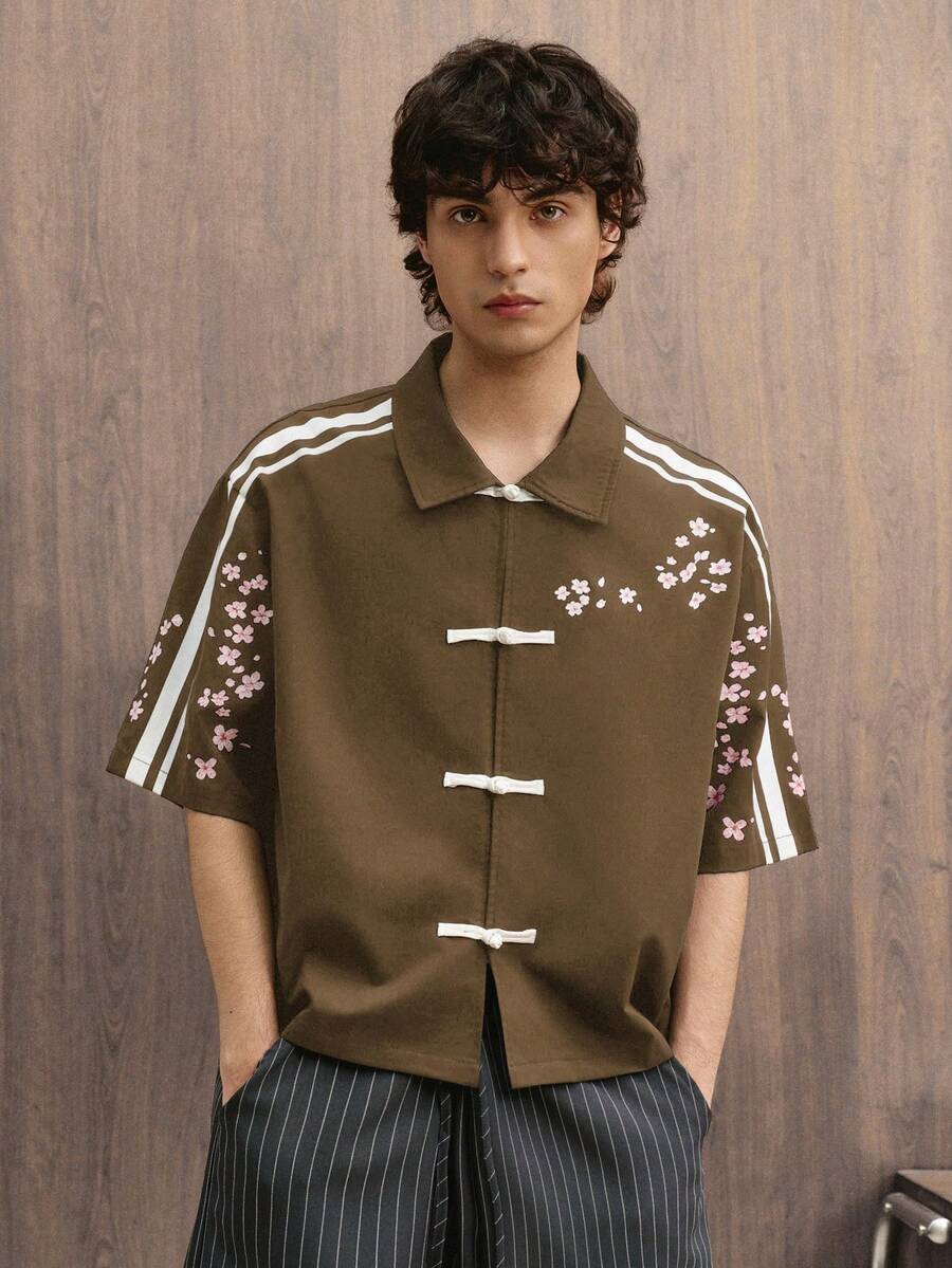TOKVUE 男士日中風運動短袖襯衫,方正短版剪裁,日式櫻花中式盤扣條紋設計,東方魅力,街頭風,日常通勤,新中式風格,日系學院風,中性款,節日禮物 - 咖啡棕 - 查看 1