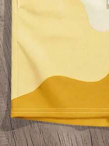 Manfinity Joysei Celana Pendek Kasual Musim Panas Pria dengan Motif Blok Warna dan Patchwork - Kuning - View 3