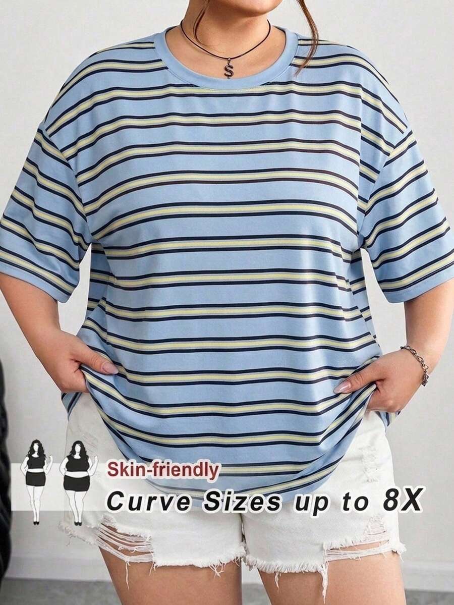 SHEIN CURVE+ Plus Size Camouflage Printed Round Neck Short Sleeved Casual Soft Form T-Shirt Summer 2026 22W Homewear Brunch Office Navy Blue - Blue - View 1