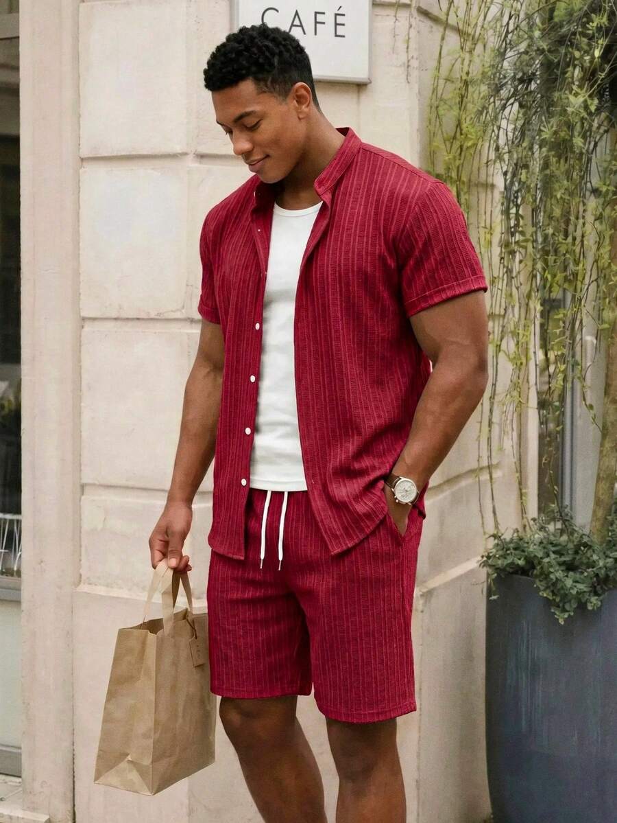 Manfinity EZcore Plus Size Men's Burgundy Summer Casual Beach Holiday Outfit,Solid Color Short Sleeve Single-Breasted Shirt And Shorts Set,Vacation Hawaii Tropical - Burgundy - View 1
