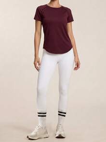 SHEIN BAE Kaos Olahraga Wanita Lengan Pendek Raglan Kasual untuk Kebugaran dan Latihan - Burgundy - View 6