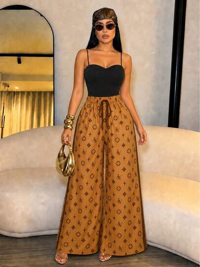 SOLERSUN Women's Monogram Print Wide Leg Pants, Drawstring Elastic Waist Resort Palazzo Trousers (Random Floral)