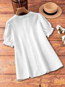 SHEIN LUNE CURVE 大尺碼女款刺繡春夏浪漫時尚百搭日常通勤休閒襯衫 - 白色 - 查看 2