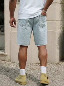 Manfinity EZcore Men's Summer Plus Size Slim Fit Denim Shorts - Light Wash - View 2