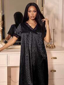 Silforma Black Lace Trim Red Leopard Jacquard Faux Silk Women Nightgown - Black - View 7