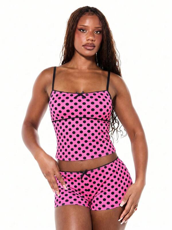 SUMWON WOMEN Conjunto de pijama de camisola y shorts con lunares, detalle de lazo, acabado satinado, ropa de estar cómoda y acogedora