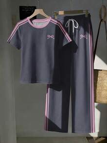 SHEIN EZwear 2件組刺繡圓領短袖上衣與條紋印花長褲，休閒風 - 彩色 - 查看 3