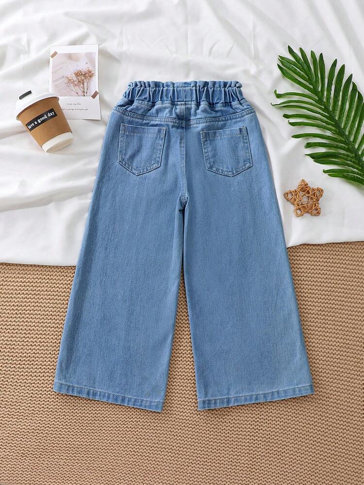 SHEIN Elladie kids Girls' Light Blue Denim Wide Leg Long Pants, Summer New Arrival, Casual Cute Vintage Relaxed Girl Style, Elastic High Waist Side Stitch Pocket Design, Loose Snug Fit Wide Leg Fit, Suitable For Back To School, Graduation Season, Children's Day, Party, City Event, Travel, Commute, Casual Vintage Return Outfit, Kids Denim Long Pants - Medium Wash - View 2