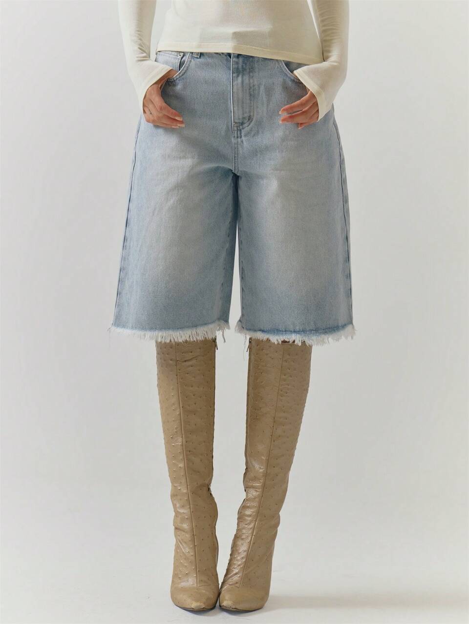 Niebieskie dżinsowe jorts oversize z przetarciami, casualowe na imprezę, zimowe, damskie, niebieskie spodnie dla kobiet