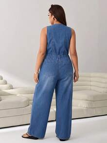 SHEIN CURVE+ 大尺碼女款V領百褶休閒日常牛仔連身褲 - 藍色 - 查看 2
