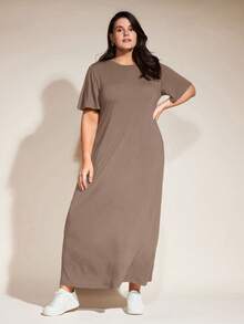 SHEIN BASICS 大尺碼女款純色圓領短袖休閒洋裝 - 咖啡棕 - 查看 7