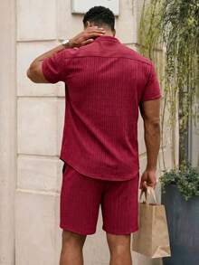 Manfinity EZcore Plus Size Men's Burgundy Summer Casual Beach Holiday Outfit,Solid Color Short Sleeve Single-Breasted Shirt And Shorts Set,Vacation Hawaii Tropical - Burgundy - View 2