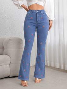 SHEIN ICON 休閒水洗櫻桃刺繡喇叭牛仔褲 - 淺色水洗藍 - 查看 3