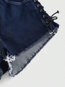 ROMWE Dark Gothic Forest Moth Embroidered Pocket Pattern Drawstring Design Plus Size Mini Super Short Denim Shorts - Blue - View 4